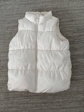 Old Navy White Puffer Vest for Kids